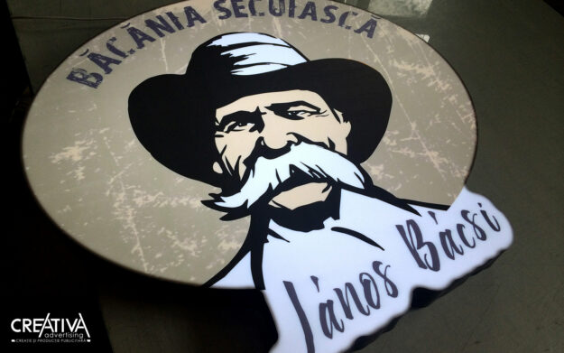 plexiglas-1-1600x1000px